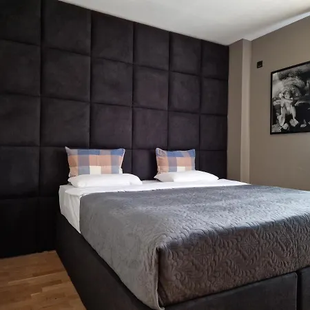 Skopjelux Apartmán *