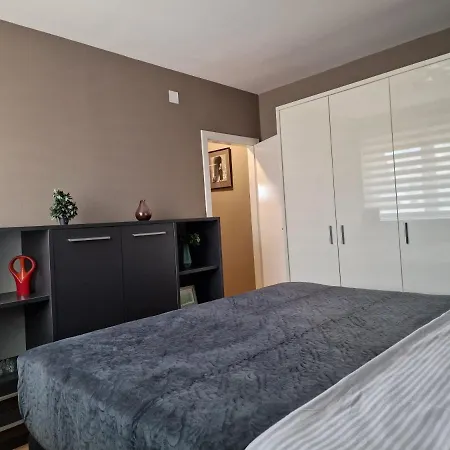 Apartamento Skopjelux *
